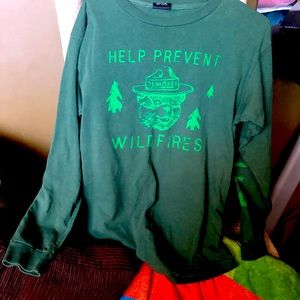 Filson Smokey the bear long sleeve t shirt medium